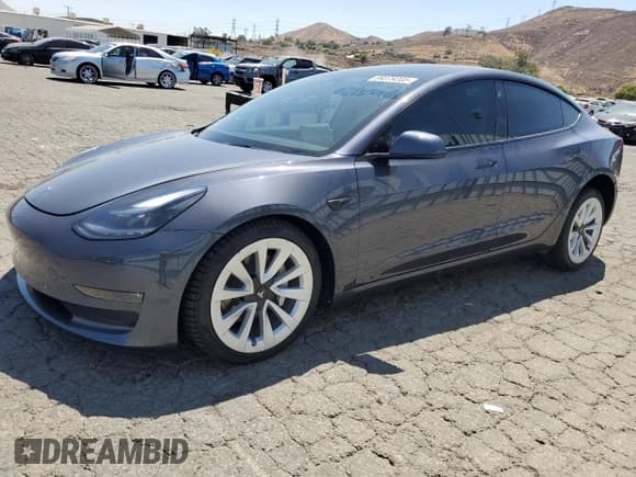 ✅ 2022 Tesla Model 3 Long Range • VIN: 5YJ3E1EB1NF361325 • Lot: 69379205. Wystawiony na Copart z przebiegiem 34 696 mil. Bezpłatny archiwum sprzedaży aukcyjnych z USA i szczegółowy raport historii pojazdu na DreamBid. Zdjęcie 1.