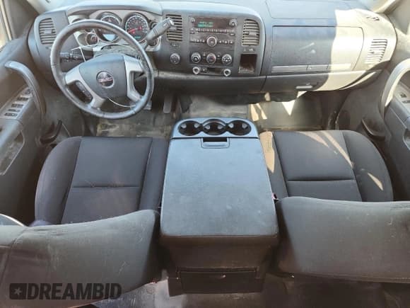 ✅ 2011 GMC Sierra 1500 SLE • VIN: 1GTR2VE33BZ313544 • Lot: 90367645. Wystawiony na Copart z przebiegiem 158 858 mil. Bezpłatny archiwum sprzedaży aukcyjnych z USA i szczegółowy raport historii pojazdu na DreamBid. Zdjęcie 8.