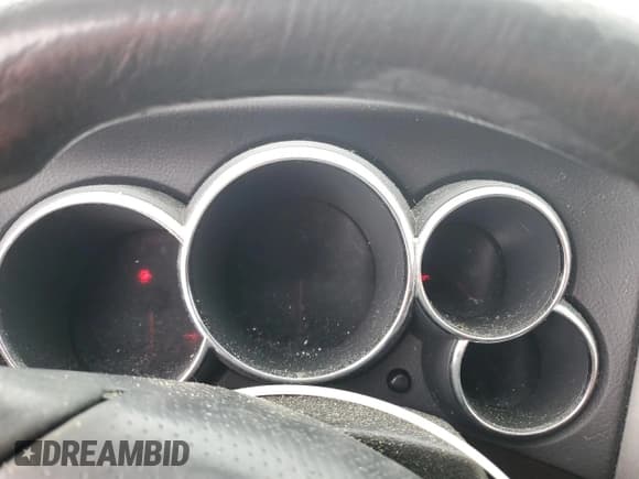 ✅ 2005 Toyota Matrix STD • VIN: 2T1KR32E95C407384 • Lot: 91800245. Listed on Copart with Not provided. Free auction sales archive from the USA and detailed vehicle history report at DreamBid. Image 9.