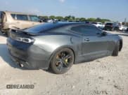 ✅ 2017 Chevrolet Camaro 1SS • VIN: 1G1FE1R73H0212509 • Лот: 69986115. Опубликован ранее на Copart с пробегом 86 263 миль. Бесплатный доступ к архиву аукционных продаж из США и подробный отчёт об истории автомобиля на DreamBid. Изображение 3.