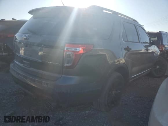 ✅ 2014 Ford Explorer XLT • VIN: 1FM5K7D87EGA78858 • Lot: 88695445. Wystawiony na Copart z przebiegiem 159 868 mil. Bezpłatny archiwum sprzedaży aukcyjnych z USA i szczegółowy raport historii pojazdu na DreamBid. Zdjęcie 3.