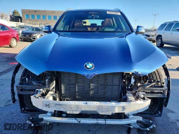 ✅ 2019 BMW X5 xDrive40i • VIN: 5UXCR6C56KLL05869 • Lot: 92683965. Wystawiony na Copart z przebiegiem 74 850 mil. Bezpłatny archiwum sprzedaży aukcyjnych z USA i szczegółowy raport historii pojazdu na DreamBid. Zdjęcie 5.