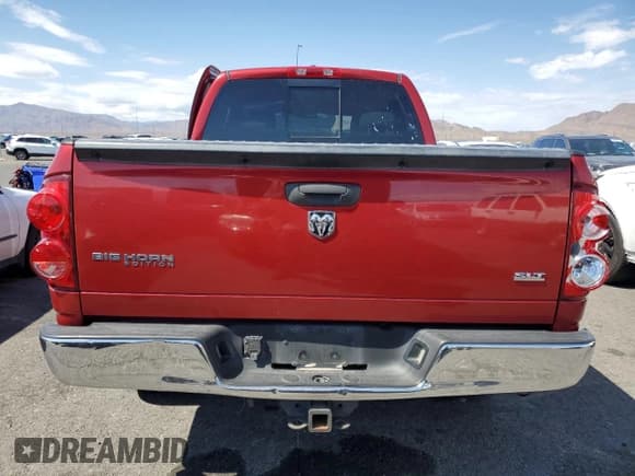 ✅ 2007 Dodge 1500 SLT • VIN: 1D7HA18287J542324 • Lot: 71368115. Wystawiony na Copart z przebiegiem 164 727 mil. Bezpłatny archiwum sprzedaży aukcyjnych z USA i szczegółowy raport historii pojazdu na DreamBid. Zdjęcie 6.