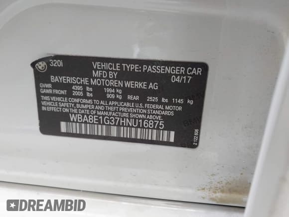 ✅ 2017 BMW 3 Series 320i • VIN: WBA8E1G37HNU16875 • Lot: 42379083. Listed on IAAI with 115,591 mi. Free auction sales archive from the USA and detailed vehicle history report at DreamBid. Image 9.