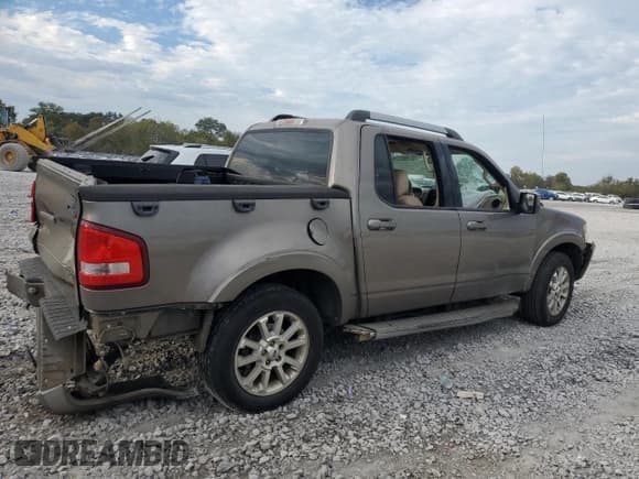 ✅ 2007 Ford Explorer Sport Trac Limited • VIN: 1FMEU33K07UA23656 • Lot: 87192535. Wystawiony na Copart z przebiegiem 162 683 mil. Bezpłatny archiwum sprzedaży aukcyjnych z USA i szczegółowy raport historii pojazdu na DreamBid. Zdjęcie 3.