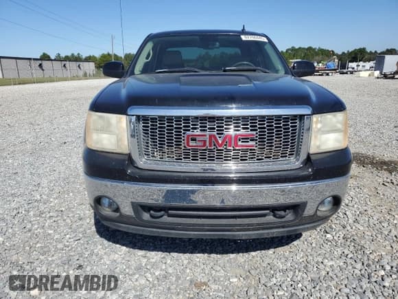 ✅ 2007 GMC Sierra 1500 SLT • VIN: 2GTEK13M171590910 • Lot: 82760445. Wystawiony na Copart z przebiegiem 273 754 mil. Bezpłatny archiwum sprzedaży aukcyjnych z USA i szczegółowy raport historii pojazdu na DreamBid. Zdjęcie 5.