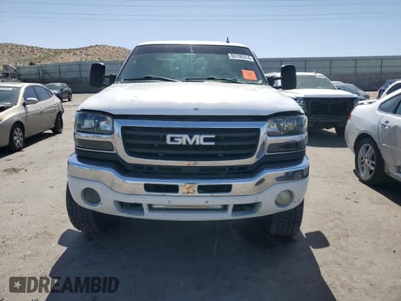 ✅ 2006 GMC Sierra 3500 SRW SLT • VIN: 1GTHK33D56F139057 • Lot: 55738314. Listed on Copart with 274,144 mi. Free auction sales archive from the USA and detailed vehicle history report at DreamBid. Image 5.
