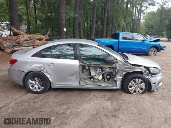 2016 Chevrolet Cruze LS с VIN 1G1PC5SG0G7211643, выставлен на аукционе IAAI как лот 43342069 с пробегом 73 148 миль миль и . История ставок и продаж доступна на DreamBid. Изображение 13.