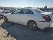 ✅ 2021 Mercedes-Benz C 300 • VIN: W1KWF8EBXMR633887 • Lot: 91427615. Wystawiony na Copart z przebiegiem 6 520 mil. Bezpłatny archiwum sprzedaży aukcyjnych z USA i szczegółowy raport historii pojazdu na DreamBid. Zdjęcie 2.