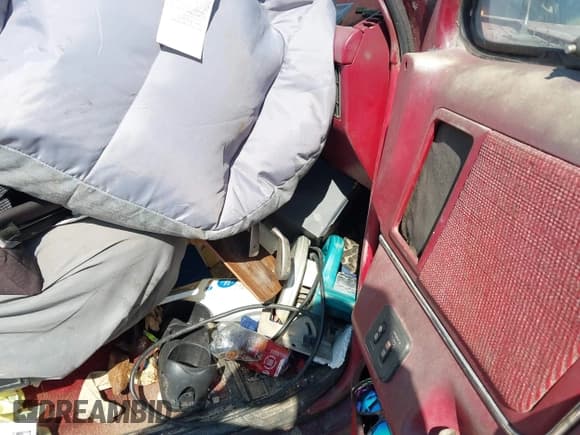 ✅ 1988 Ford F-150 • VIN: 1FTEF14N8JNB51379 • Лот: 41648852. Опубликован ранее на IAAI с пробегом 665 957 миль. Бесплатный доступ к архиву аукционных продаж из США и подробный отчёт об истории автомобиля на DreamBid. Изображение 8.