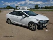 ✅ 2017 Chevrolet Cruze LS • VIN: 1G1BC5SM1H7135884 • Лот: 70741345. Опубликован ранее на Copart с пробегом 157 188 миль. Бесплатный доступ к архиву аукционных продаж из США и подробный отчёт об истории автомобиля на DreamBid. Изображение 4.