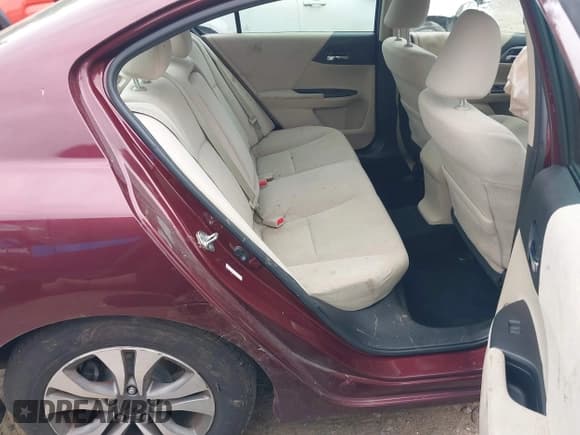 ✅ 2013 Honda Accord LX • VIN: 1HGCR2F30DA048499 • Lot: 43534517. Wystawiony na IAAI z przebiegiem 166 566 mil. Bezpłatny archiwum sprzedaży aukcyjnych z USA i szczegółowy raport historii pojazdu na DreamBid. Zdjęcie 8.