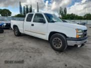 ✅ 2006 Chevrolet Silverado 1500 LS • VIN: 1GCEC19X56Z135336 • Lot: 81968465. Listed on Copart with 322,264 mi. Free auction sales archive from the USA and detailed vehicle history report at DreamBid. Image 4.