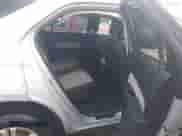 2012 Chevrolet Equinox 1LT z VIN 2GNALDEK9C6166436, wystawiony jako IAAI lot #43320095 z przebiegiem 141 474 mil mil oraz . Historia ofert i sprzedaży dostępna na DreamBid. Obrazek 8.