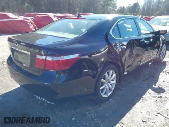 ✅ 2008 Lexus LS 460 L • VIN: JTHGL46F485027692 • Lot: 41435203. Listed on IAAI with Not provided. Free auction sales archive from the USA and detailed vehicle history report at DreamBid. Image 4.