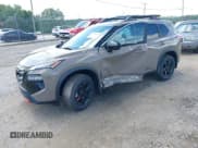 ✅ 2025 Nissan Rogue SV • VIN: 5N1BT3BB6SC844752 • Lot: 42354809. Listed on IAAI with 106 mi. Free auction sales archive from the USA and detailed vehicle history report at DreamBid. Image 2.