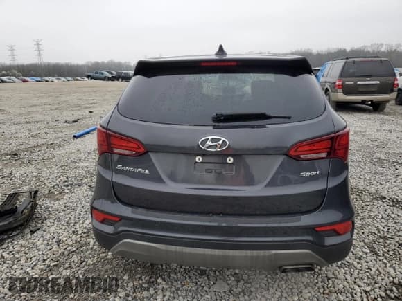 ✅ 2017 Hyundai Santa Fe 2.4L • VIN: 5XYZT3LB8HG474166 • Лот: 45848144. Опубликован ранее на Copart с пробегом 128 820 миль. Бесплатный доступ к архиву аукционных продаж из США и подробный отчёт об истории автомобиля на DreamBid. Изображение 6.