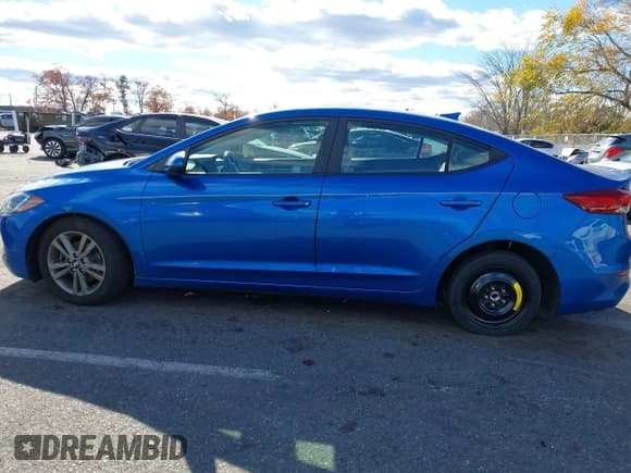 ✅ 2017 Hyundai Elantra SE • VIN: 5NPD84LF6HH181475 • Lot: 43626162. Listed on IAAI with 144,431 mi. Free auction sales archive from the USA and detailed vehicle history report at DreamBid. Image 14.