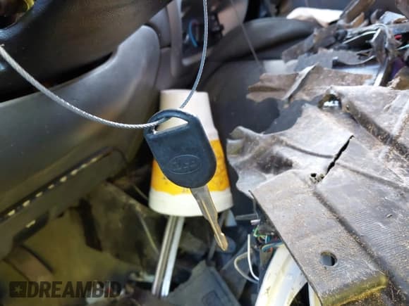 ✅ 2008 Ford Ranger XL • VIN: 1FTYR10D08PA93025 • Lot: 43031469. Wystawiony na IAAI z przebiegiem 161 144 mil. Bezpłatny archiwum sprzedaży aukcyjnych z USA i szczegółowy raport historii pojazdu na DreamBid. Zdjęcie 11.