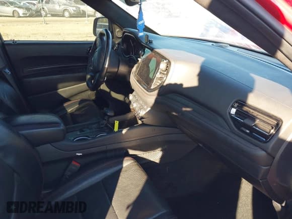 ✅ 2022 Dodge Durango R/T Plus • VIN: 1C4SDJCT2NC101314 • Lot: 43573683. Wystawiony na IAAI z przebiegiem 80 212 mil. Bezpłatny archiwum sprzedaży aukcyjnych z USA i szczegółowy raport historii pojazdu na DreamBid. Zdjęcie 5.