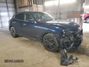 ✅ 2019 Maserati Levante GranSport • VIN: ZN661XUS9KX333785 • Лот: 80902793. Опубликован ранее на Copart с пробегом Не указан. Бесплатный доступ к архиву аукционных продаж из США и подробный отчёт об истории автомобиля на DreamBid. Изображение 4.