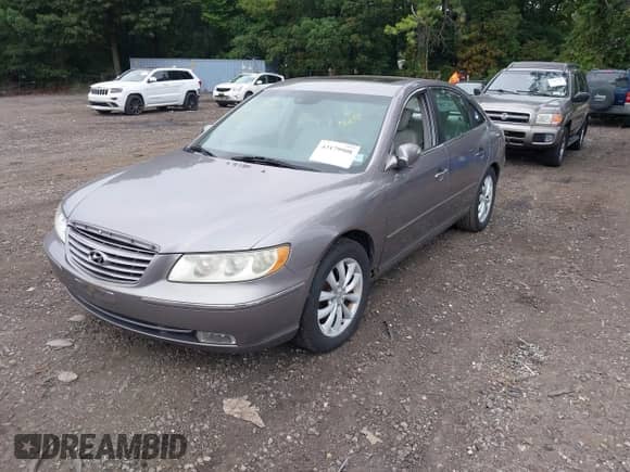 2007 Hyundai Azera SE с VIN KMHFC46F97A144408, выставлен на аукционе IAAI как лот 43179908 с пробегом 173 729 миль миль и . История ставок и продаж доступна на DreamBid. Изображение 2.