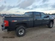 ✅ 2008 Chevrolet Silverado 2500HD Work Truck • VIN: 1GCHK23K58F221303 • Lot: 69188134. Wystawiony na Copart z przebiegiem 323 349 mil. Bezpłatny archiwum sprzedaży aukcyjnych z USA i szczegółowy raport historii pojazdu na DreamBid. Zdjęcie 3.