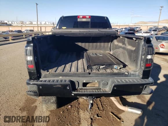 ✅ 2014 Chevrolet Silverado 1500 High Country • VIN: 3GCUKTEJ0EG299653 • Лот: 84680124. Опубликован ранее на Copart с пробегом Не указан. Бесплатный доступ к архиву аукционных продаж из США и подробный отчёт об истории автомобиля на DreamBid. Изображение 6.