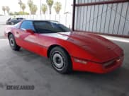 ✅ 1986 Chevrolet Corvette • VIN: 1G1YY0782G5115857 • Lot: 42250837. Wystawiony na IAAI z przebiegiem 179 615 mil. Bezpłatny archiwum sprzedaży aukcyjnych z USA i szczegółowy raport historii pojazdu na DreamBid. Zdjęcie 1.