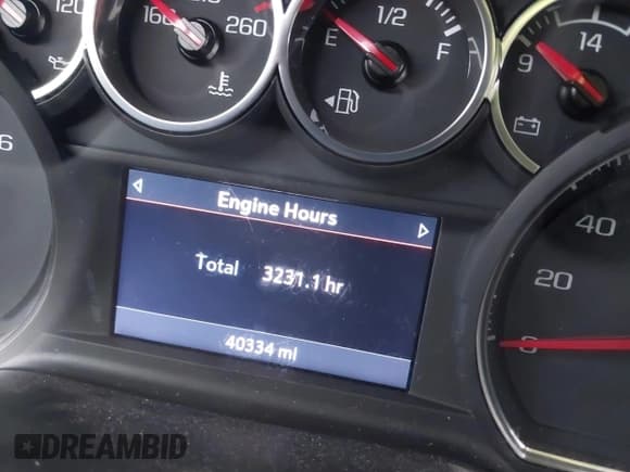 ✅ 2021 Chevrolet Silverado 1500 LT Trail Boss • VIN: 3GCPYFEL2MG471873 • Lot: 41216075. Wystawiony na IAAI z przebiegiem 40 334 mil. Bezpłatny archiwum sprzedaży aukcyjnych z USA i szczegółowy raport historii pojazdu na DreamBid. Zdjęcie 7.