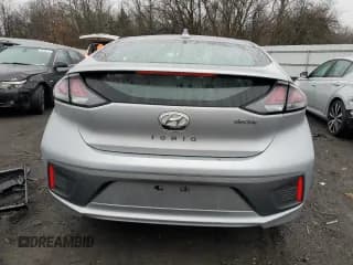 ✅ 2020 Hyundai Ioniq SE • VIN: KMHC75LJ4LU072984 • Lot: 43054635. Wystawiony na Copart z przebiegiem 33 534 mil. Bezpłatny archiwum sprzedaży aukcyjnych z USA i szczegółowy raport historii pojazdu na DreamBid. Zdjęcie 6.