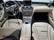 ✅ 2016 Mercedes-Benz C 300 • VIN: 55SWF4JB5GU100556 • Lot: 89612175. Wystawiony na Copart z przebiegiem 115 701 mil. Bezpłatny archiwum sprzedaży aukcyjnych z USA i szczegółowy raport historii pojazdu na DreamBid. Zdjęcie 8.