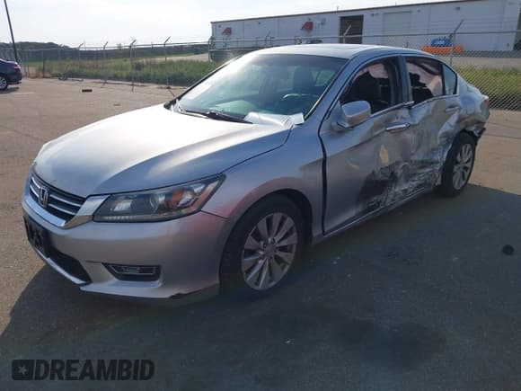 ✅ 2013 Honda Accord EX • VIN: 1HGCR2F72DA039824 • Лот: 43351763. Опубликован ранее на IAAI с пробегом 152 157 миль. Бесплатный доступ к архиву аукционных продаж из США и подробный отчёт об истории автомобиля на DreamBid. Изображение 2.