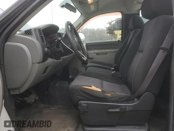 ✅ 2010 GMC Sierra 2500HD • VIN: 1GT3KZBG6AF134032 • Лот: 49356265. Опубликован ранее на Copart с пробегом 110 599 миль. Бесплатный доступ к архиву аукционных продаж из США и подробный отчёт об истории автомобиля на DreamBid. Изображение 7.