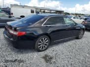 ✅ 2017 Lincoln Continental Livery • VIN: 1LN6L9UKXH5612864 • Lot: 68963045. Wystawiony na Copart z przebiegiem 96 009 mil. Bezpłatny archiwum sprzedaży aukcyjnych z USA i szczegółowy raport historii pojazdu na DreamBid. Zdjęcie 3.