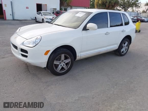 ✅ 2006 Porsche Cayenne • VIN: WP1AA29P16LA25878 • Lot: 42891459. Wystawiony na IAAI z przebiegiem Nie podano. Bezpłatny archiwum sprzedaży aukcyjnych z USA i szczegółowy raport historii pojazdu na DreamBid. Zdjęcie 2.
