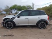✅ 2013 MINI Countryman S ALL4 • VIN: WMWZC5C5XDWP31148 • Lot: 43079239. Listed on IAAI with 101,085 mi. Free auction sales archive from the USA and detailed vehicle history report at DreamBid. Image 15.