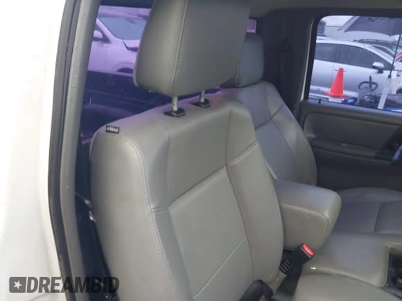 ✅ 2011 Ford Ranger XL • VIN: 1FTKR1ADXBPB00333 • Lot: 43539800. Listed on IAAI with 195,319 mi. Free auction sales archive from the USA and detailed vehicle history report at DreamBid. Image 8.