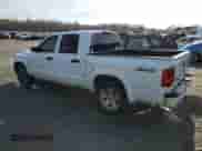 2008 Dodge Dakota ST z VIN 1D7HW28K38S511212, wystawiony jako Copart lot #77956004 z przebiegiem 195 316 mil mil oraz Szkoda całkowita • Salvage title. Historia ofert i sprzedaży dostępna na DreamBid. Obrazek 2.