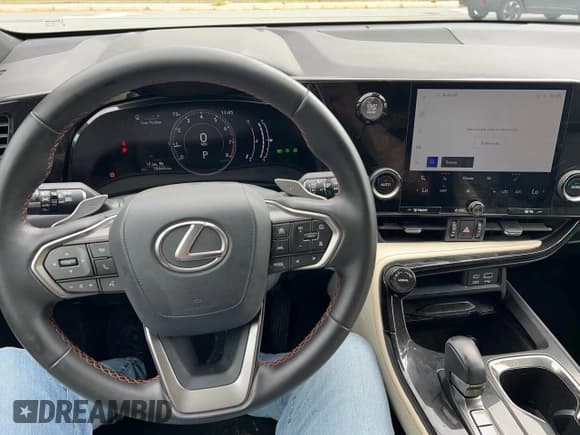 ✅ 2022 Lexus NX 250 • VIN: 2T2ADCAZ0NC001827 • Lot: 70881335. Wystawiony na Copart z przebiegiem 18 444 mil. Bezpłatny archiwum sprzedaży aukcyjnych z USA i szczegółowy raport historii pojazdu na DreamBid. Zdjęcie 7.