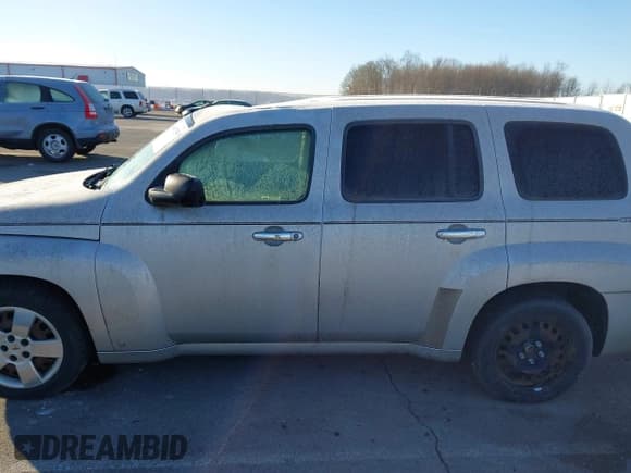 ✅ 2008 Chevrolet HHR LS • VIN: 3GNDA13D88S531154 • Lot: 41407259. Listed on IAAI with Not provided. Free auction sales archive from the USA and detailed vehicle history report at DreamBid. Image 14.