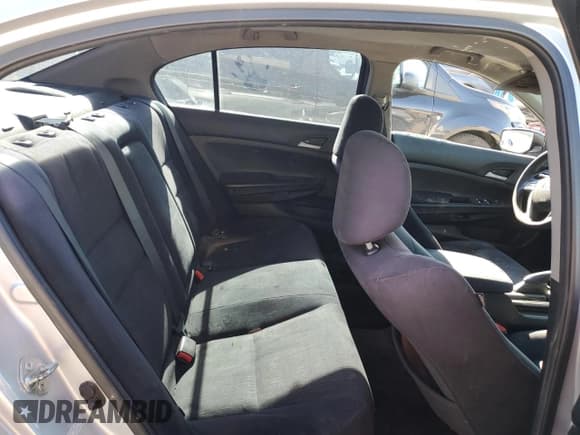 ✅ 2011 Honda Accord LX • VIN: 1HGCP2F31BA052595 • Lot: 92051875. Listed on Copart with 329,473 mi. Free auction sales archive from the USA and detailed vehicle history report at DreamBid. Image 10.