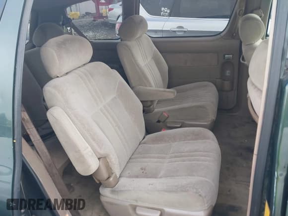 ✅ 2000 Toyota Sienna LE • VIN: 4T3ZF13C9YU243315 • Lot: 42489344. Listed on IAAI with 333,578 mi. Free auction sales archive from the USA and detailed vehicle history report at DreamBid. Image 8.