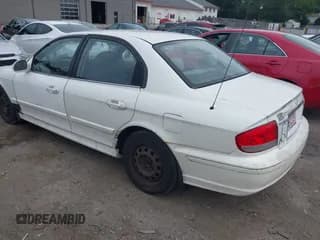 ✅ 2004 Hyundai Sonata • VIN: KMHWF25S34A045671 • Lot: 42592494. Listed on IAAI with 173,716 mi. Free auction sales archive from the USA and detailed vehicle history report at DreamBid. Image 3.