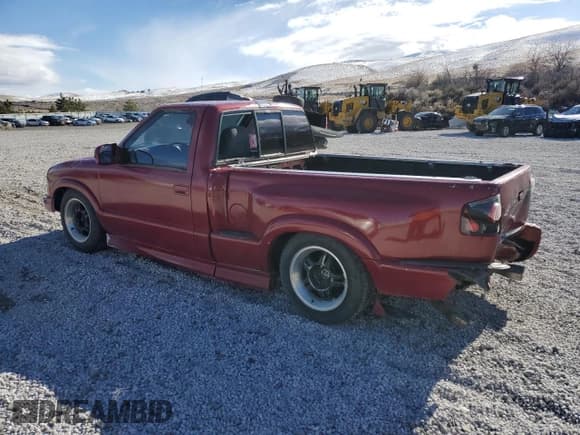 ✅ 1998 Isuzu Hombre S • VIN: 1GGCS1446W8656027 • Lot: 45600695. Listed on Copart with 230,953 mi. Free auction sales archive from the USA and detailed vehicle history report at DreamBid. Image 2.