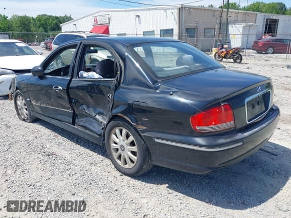 ✅ 2004 Hyundai Sonata GLS • VIN: KMHWF35H14A066979 • Лот: 42343033. Размещён на IAAI с пробегом 186 095 миль миль. Получите бесплатный доступ к архиву аукционных продаж из США и посмотрите подробный отчёт об истории автомобиля на DreamBid. Изображение 3.
