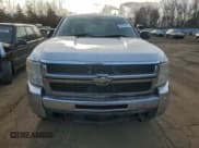 ✅ 2007 Chevrolet Silverado 2500HD Work Truck • VIN: 1GCHK29K67E542939 • Лот: 96156915. Опубликован ранее на Copart с пробегом 294 980 миль. Бесплатный доступ к архиву аукционных продаж из США и подробный отчёт об истории автомобиля на DreamBid. Изображение 5.