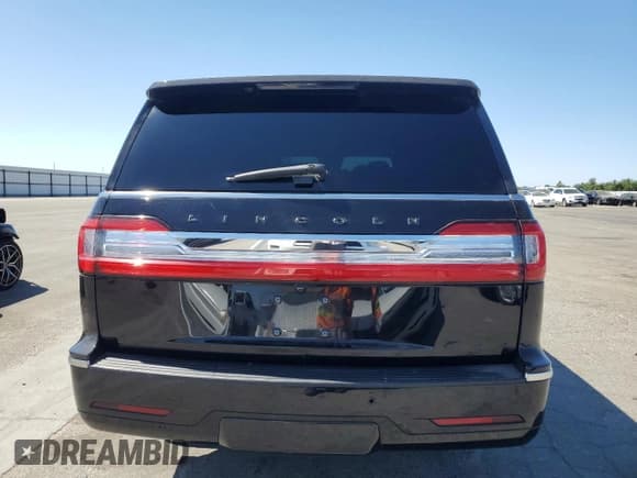 ✅ 2020 Lincoln Navigator Black Label • VIN: 5LMJJ3TT9LEL20491 • Lot: 61234465. Listed on Copart with 32,272 mi. Free auction sales archive from the USA and detailed vehicle history report at DreamBid. Image 6.