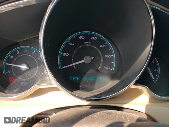 ✅ 2010 Chevrolet Malibu 1LT • VIN: 1G1ZC5EBXAF208464 • Lot: 73840734. Listed on Copart with 203,893 mi. Free auction sales archive from the USA and detailed vehicle history report at DreamBid. Image 9.