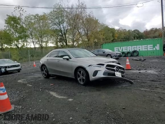 ✅ 2019 Mercedes-Benz A 220 • VIN: WDD3G4FB7KW028232 • Lot: 87040965. Listed on Copart with 91,847 mi. Free auction sales archive from the USA and detailed vehicle history report at DreamBid. Image 12.